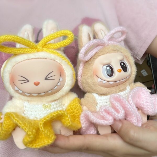 Labubu Sitting Doll Crochet Clothes Hat Set - Image 5