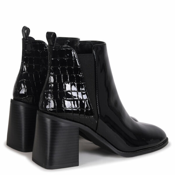 Elegant All-Day Boots - Image 4