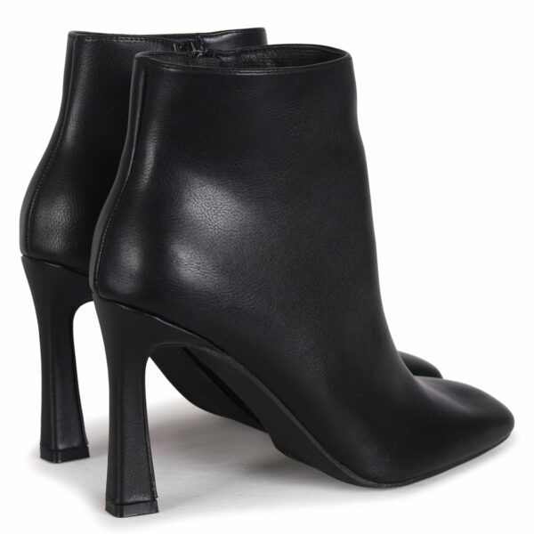 Sophisticated Lace-Up Boots - Image 4
