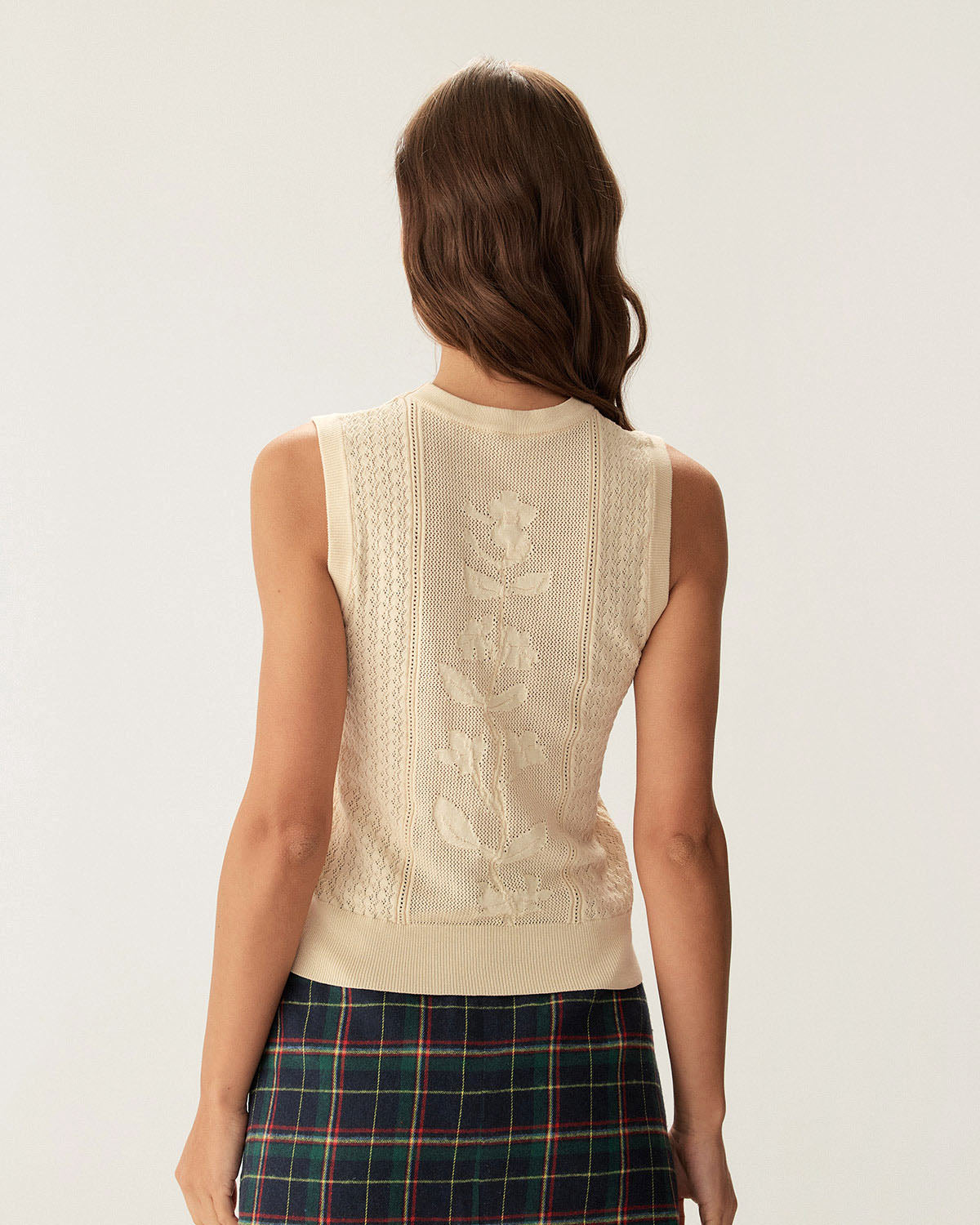 Beige Crew Neck Knit Tank Top - Image 4